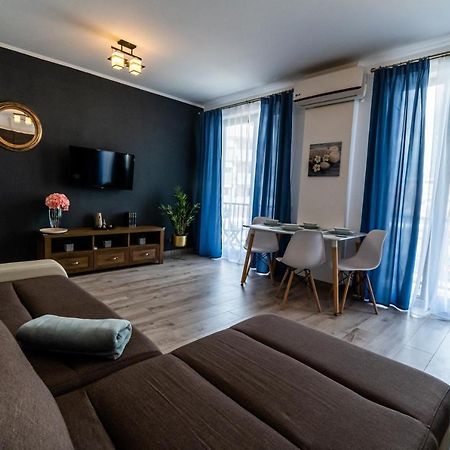 Apartament Mamaia Sat Lägenhet Năvodari Exteriör bild