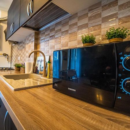 Apartament Mamaia Sat Lägenhet Năvodari Exteriör bild