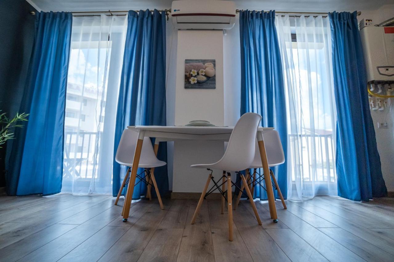Apartament Mamaia Sat Lägenhet Năvodari Exteriör bild