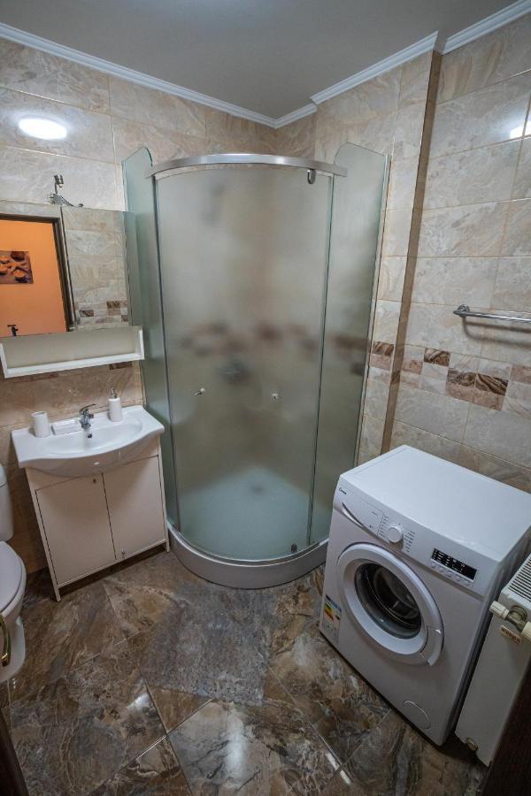 Apartament Mamaia Sat Lägenhet Năvodari Exteriör bild